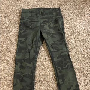 Lululemon Wunder Under Camo Crops